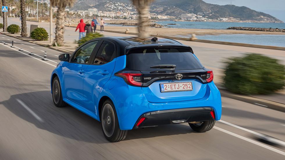 Ελλάδα: Σε πέντε εκδόσεις το ισχυρότερο Toyota Yaris Hybrid 130